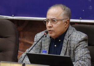 معاون پارلمانی رئیس جمهور: اختلاف قیمت انرژی در ایران و دنیا قابل توجیه نیست/ مقرون به صرفه بود که گاز صرف تولید برق شده و این برق توزیع شود