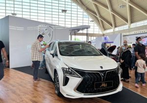 خودرو در سال جدید گران می‌شود/ صنعت خودروی ایران کاملا چینی شده است