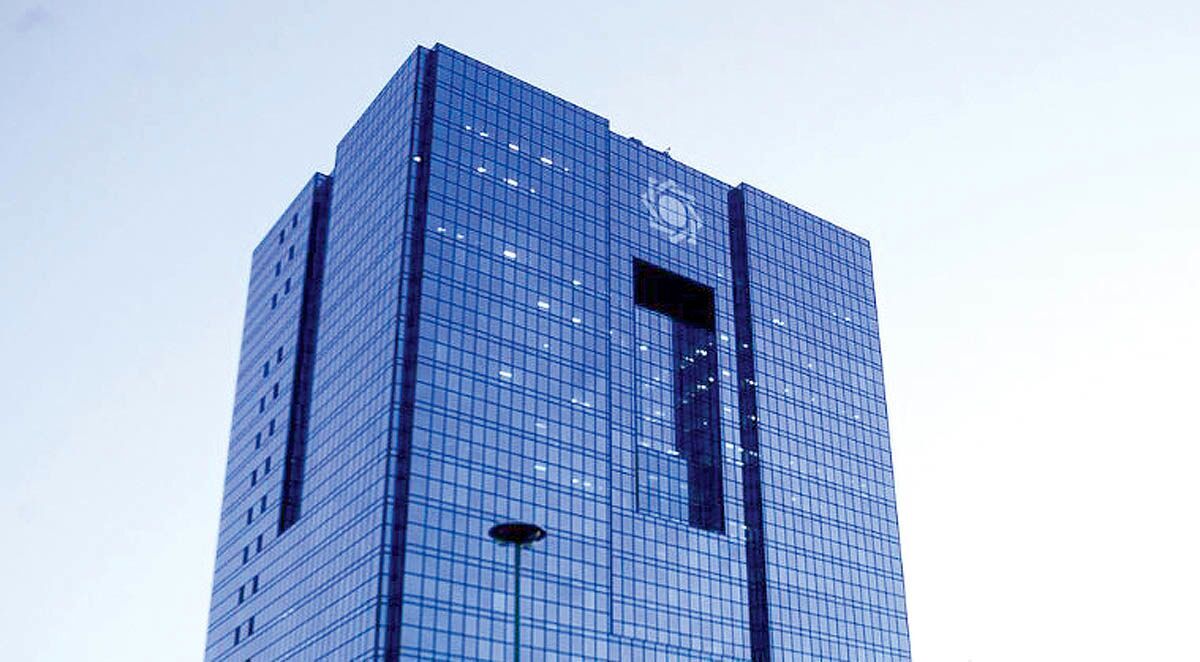 استقلال بانک مرکزی کلید حل بحران‌های اقتصادی/ بانک مرکزی باید با بانک‌های ناتراز جدی‌تر برخورد کند