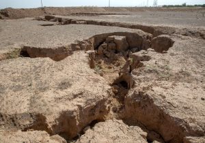 ناترازی ۱۴۵ میلیارد متر مکعبی آب، عامل اصلی فرونشست زمین