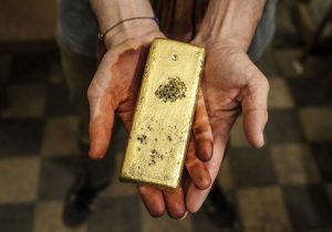 طلا دوباره درخشان شد؛ کارشناسان رشد بیشتر را پیش‌بینی می‌کنند