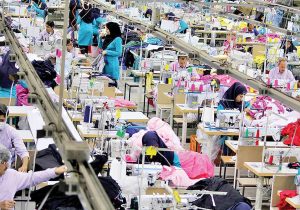 ضربه سنگین قاچاق به صنعت پوشاک ایران