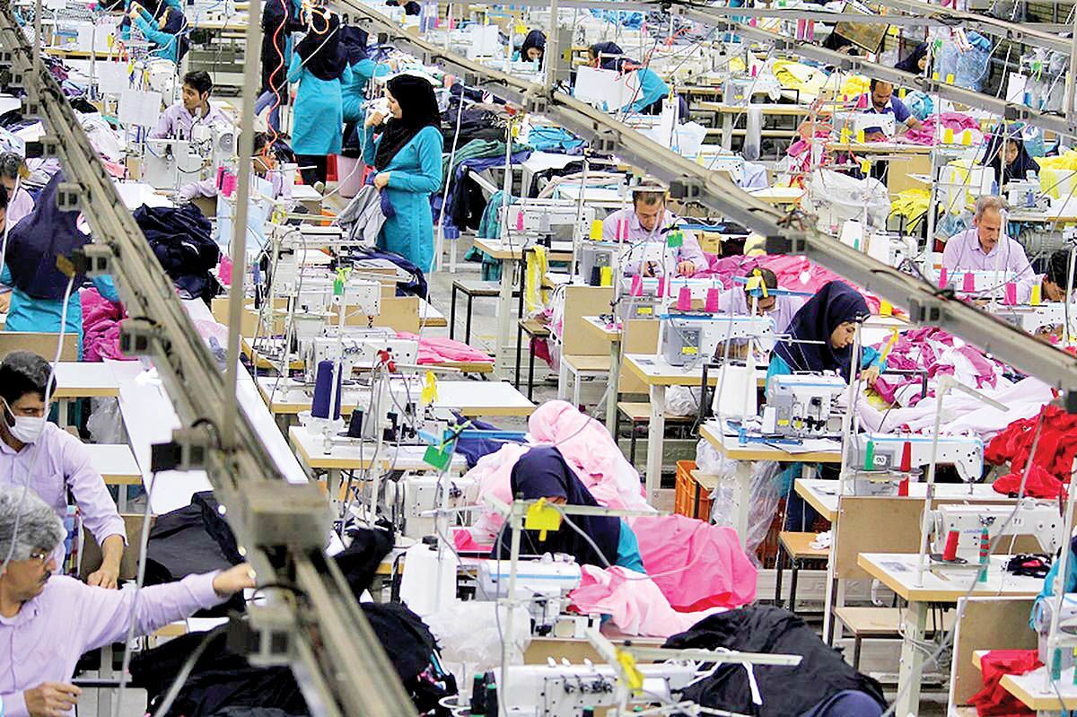 ضربه سنگین قاچاق به صنعت پوشاک ایران