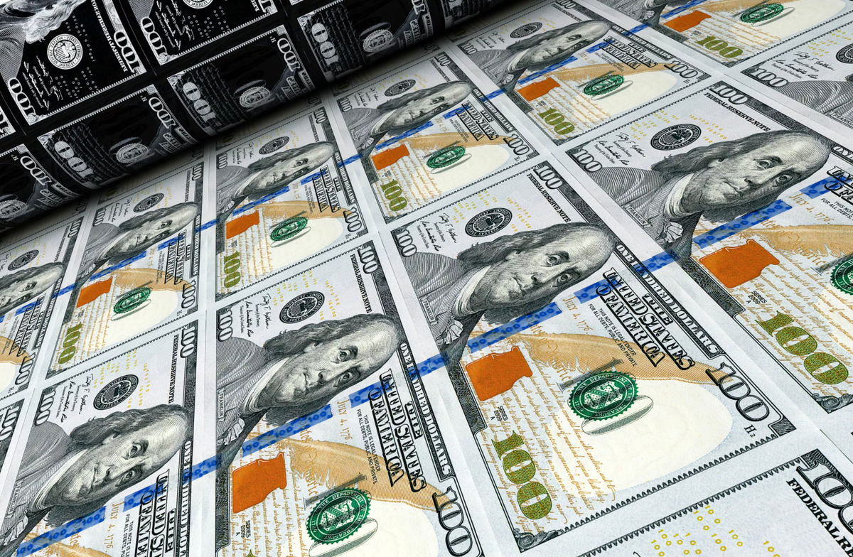 چالش‌های جدید هژمونی دلار؛ آیا ارز آمریکا همچنان بی‌رقیب خواهد ماند؟