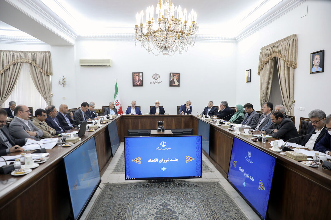 مصوبه شورای اقتصاد برای توسعه میدان‌های پازن و گردان