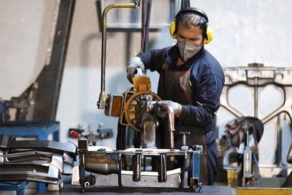 برخورد تنگ‌نظرانه با مشاغل سخت و زیان‌آور/سریال دنباله‌دار کسری بودجه و منابع مالی