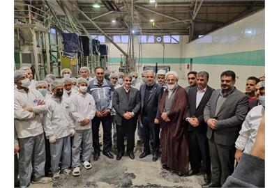 توسعه ساخت مسکن کارگری و انتقال حساب‌های شرکت ها به استان ها پیگیری می شود