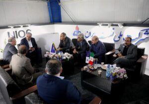 بازدید جمعی از مدیران شرکت نفت و گاز اروندان از نمایشگاه صنعت نفت خوزستان